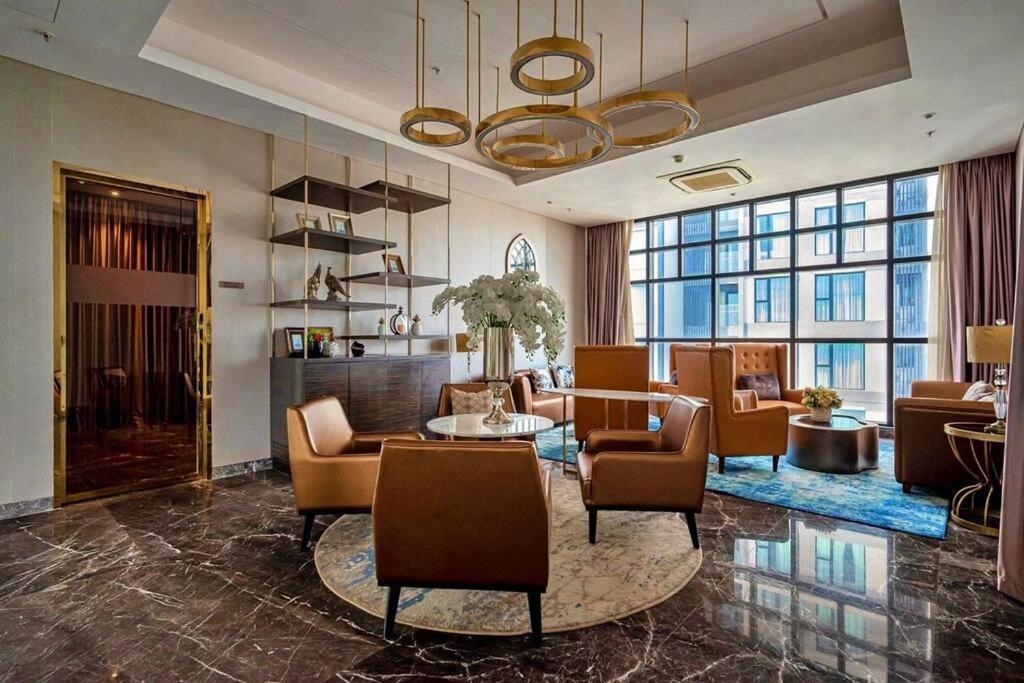 D1Mension 3Br Luxury Condo City Center In Dist 1 Хошимин Экстерьер фото