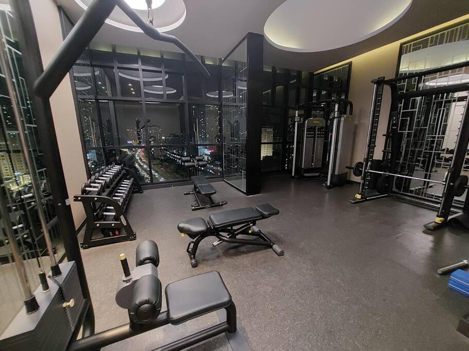 D1Mension 3Br Luxury Condo City Center In Dist 1 Хошимин Экстерьер фото